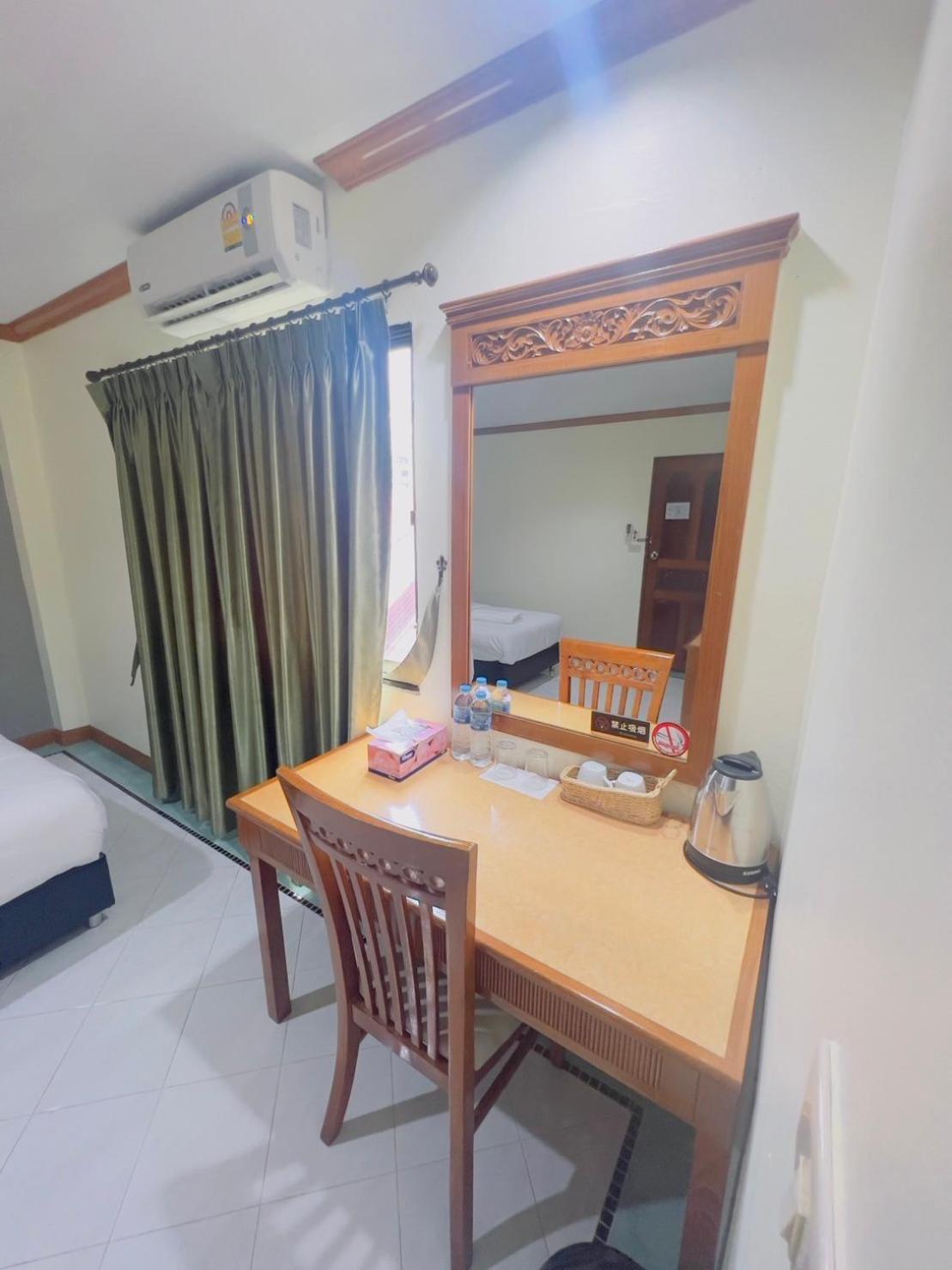 Royal Vista Hotel Patong ภายนอก รูปภาพ