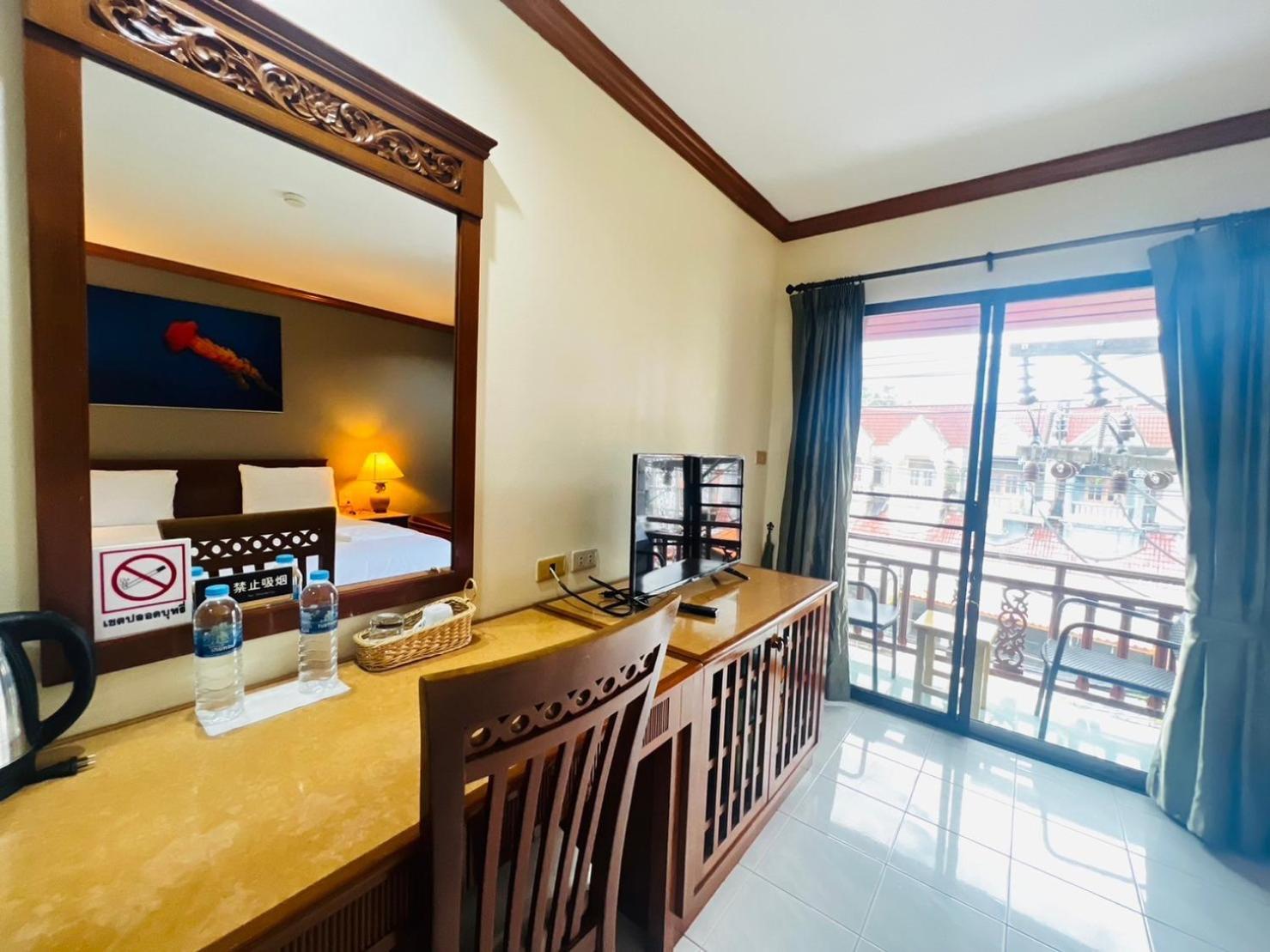 Royal Vista Hotel Patong ภายนอก รูปภาพ