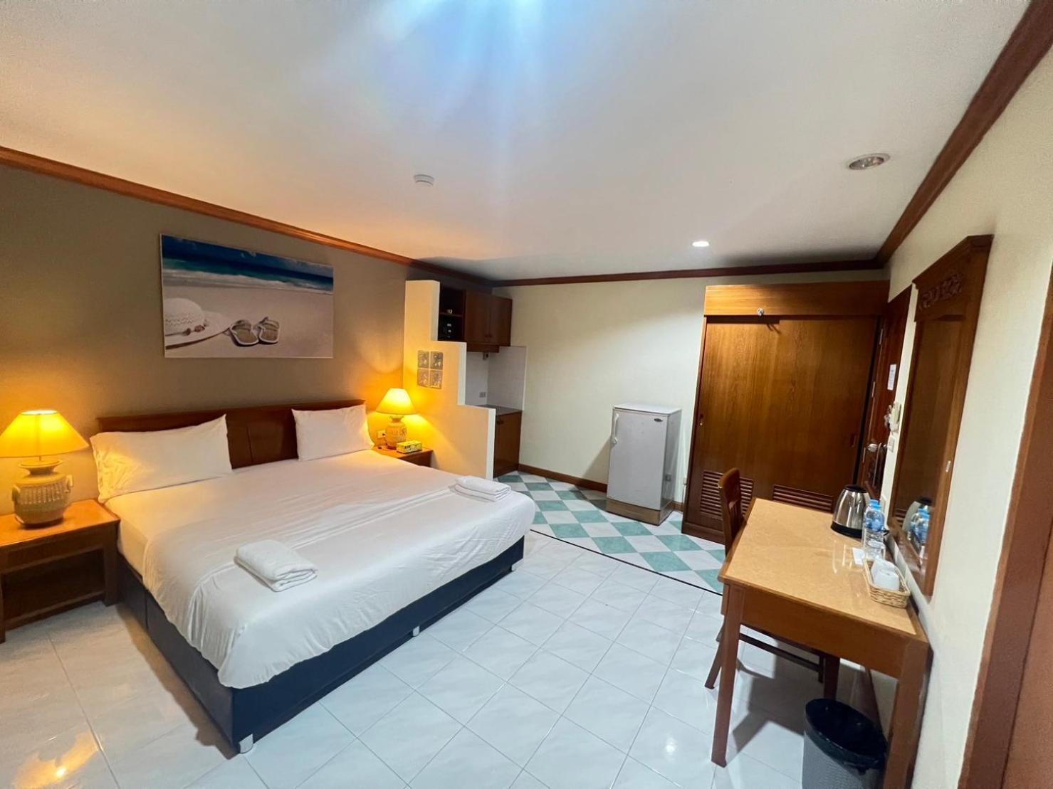 Royal Vista Hotel Patong ภายนอก รูปภาพ